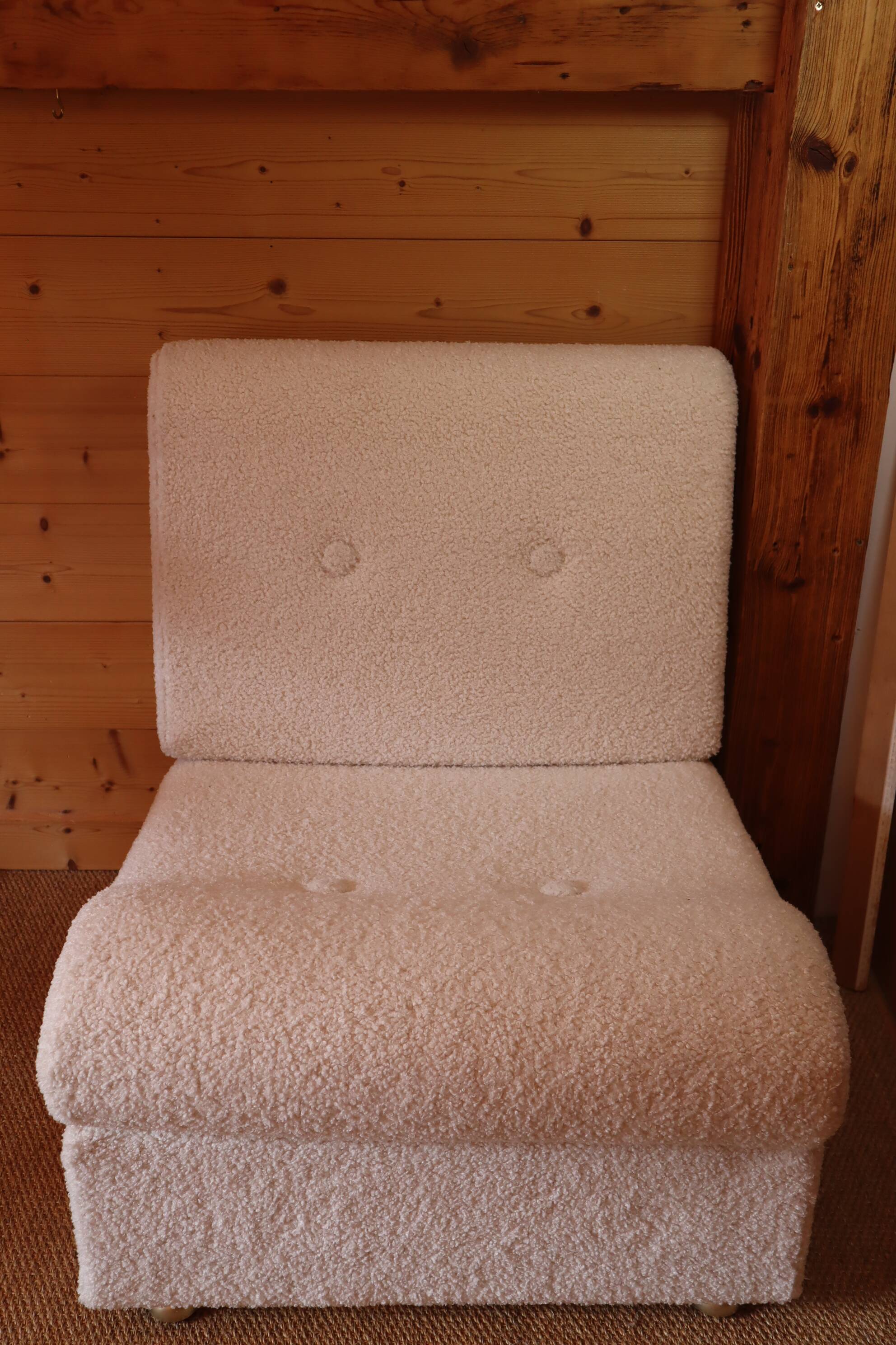 Cosy sherpa boucle armchair