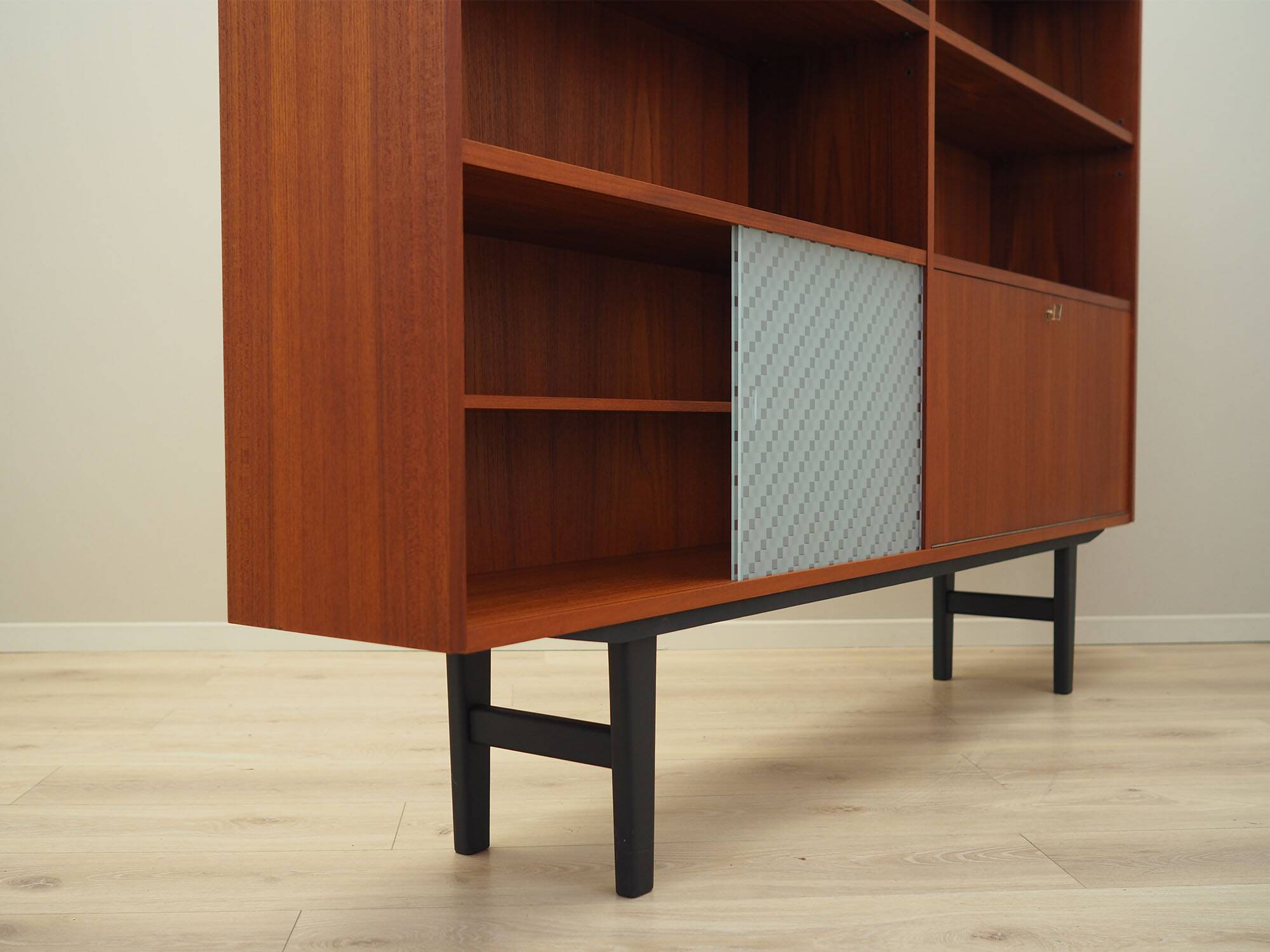 Bibliothèque danoise en teck, années 1970