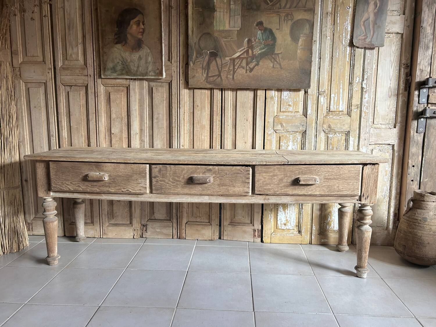 Ancienne table à cruche , console
