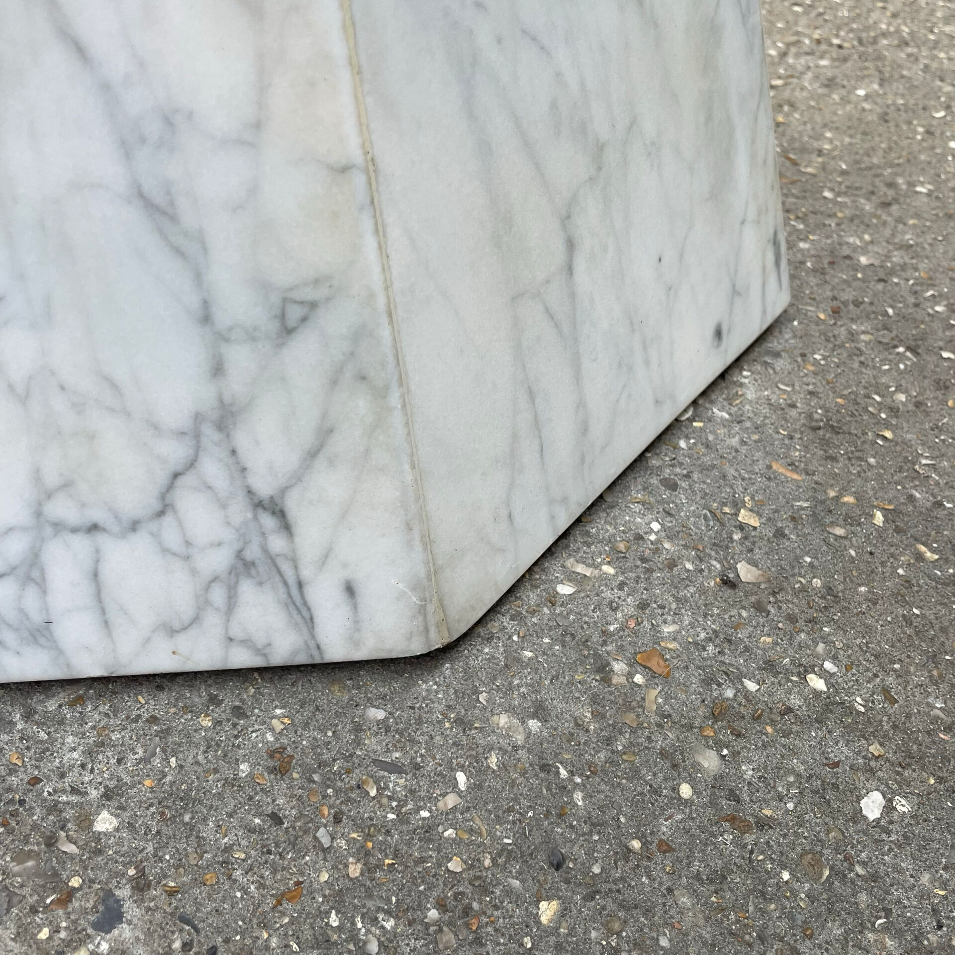 Table design italien