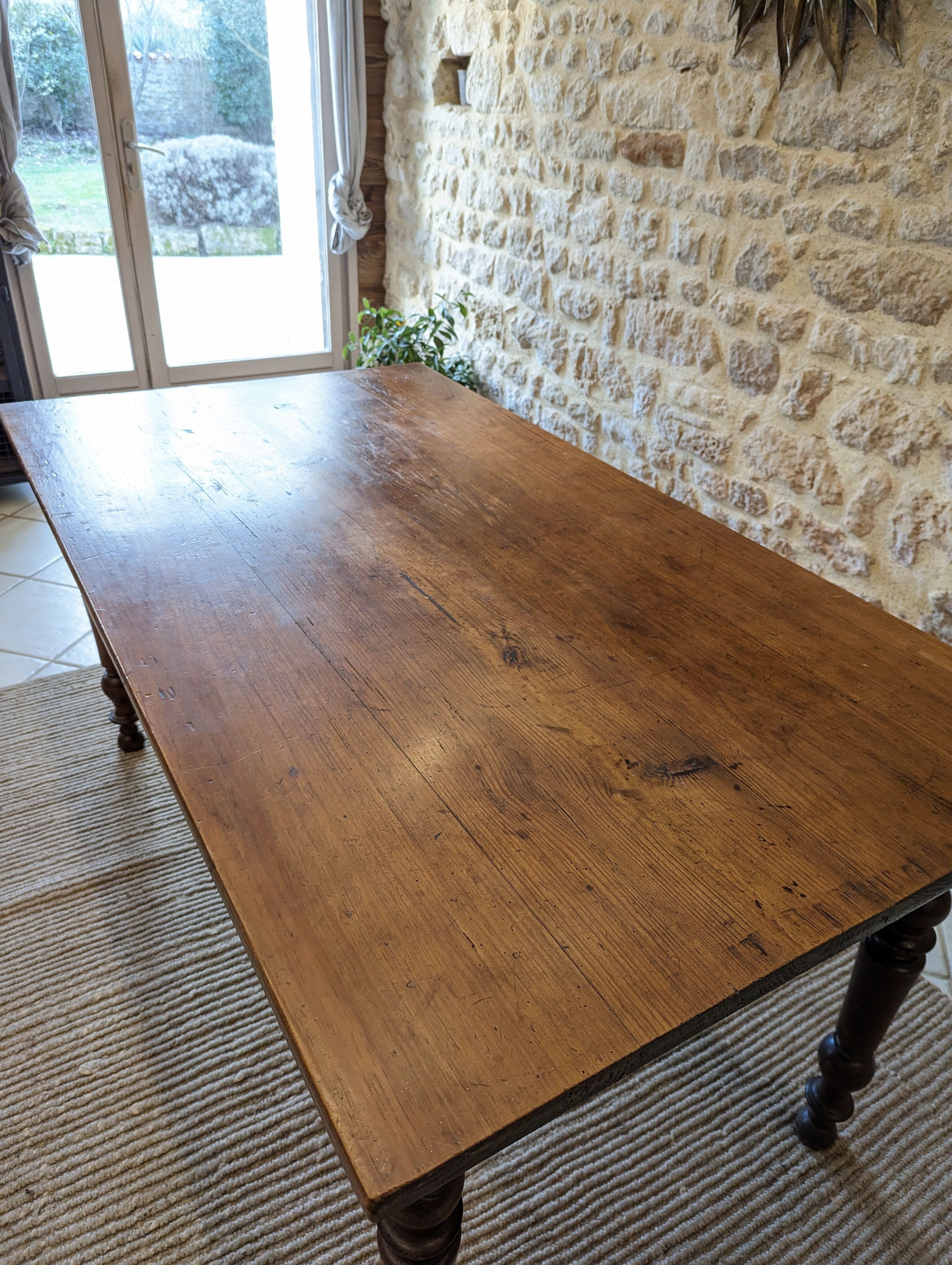 Farmhouse table