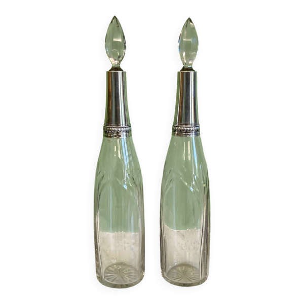 Belle paire de carafes vers 1910 en cristal et argent massif