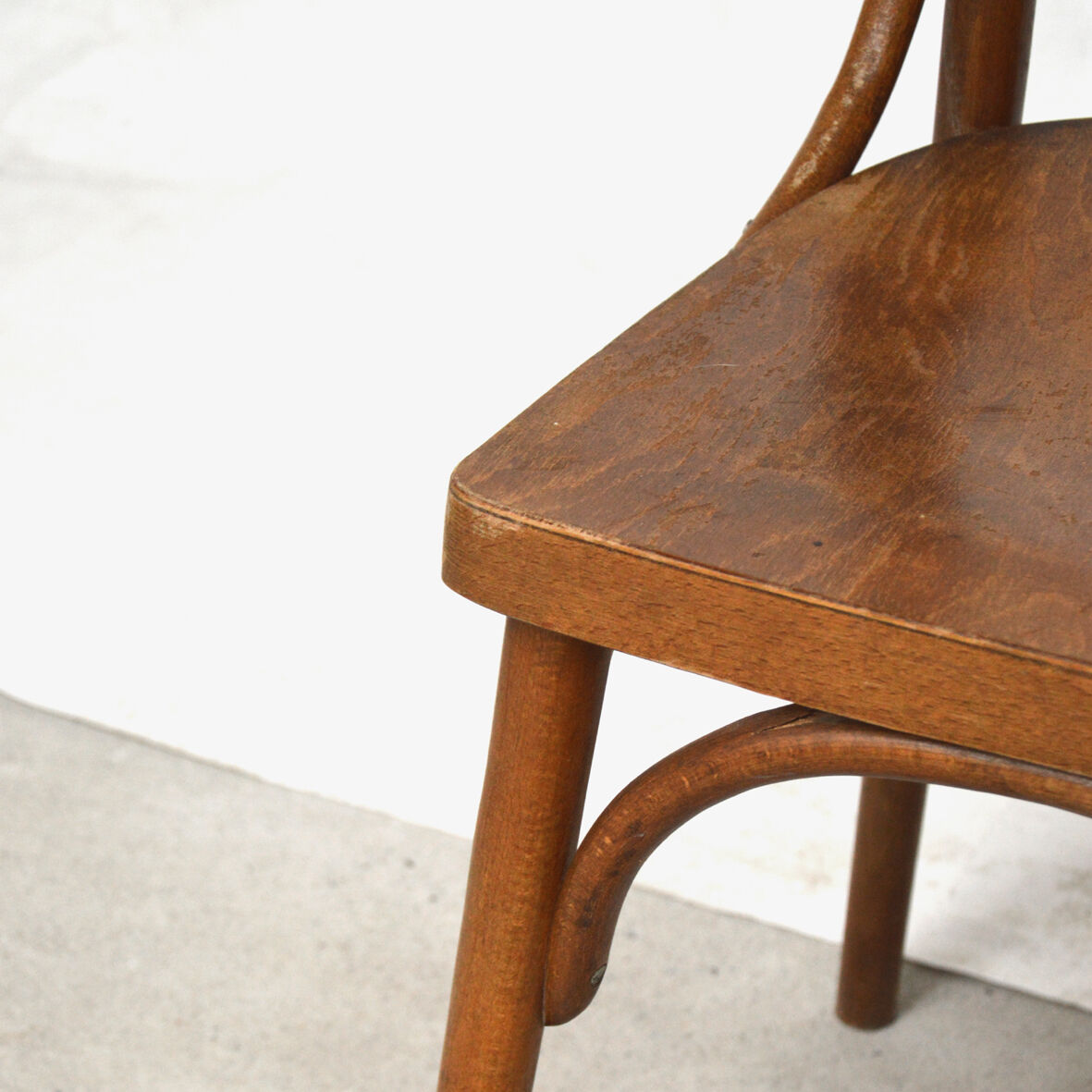 8 Thonet bistro chairs