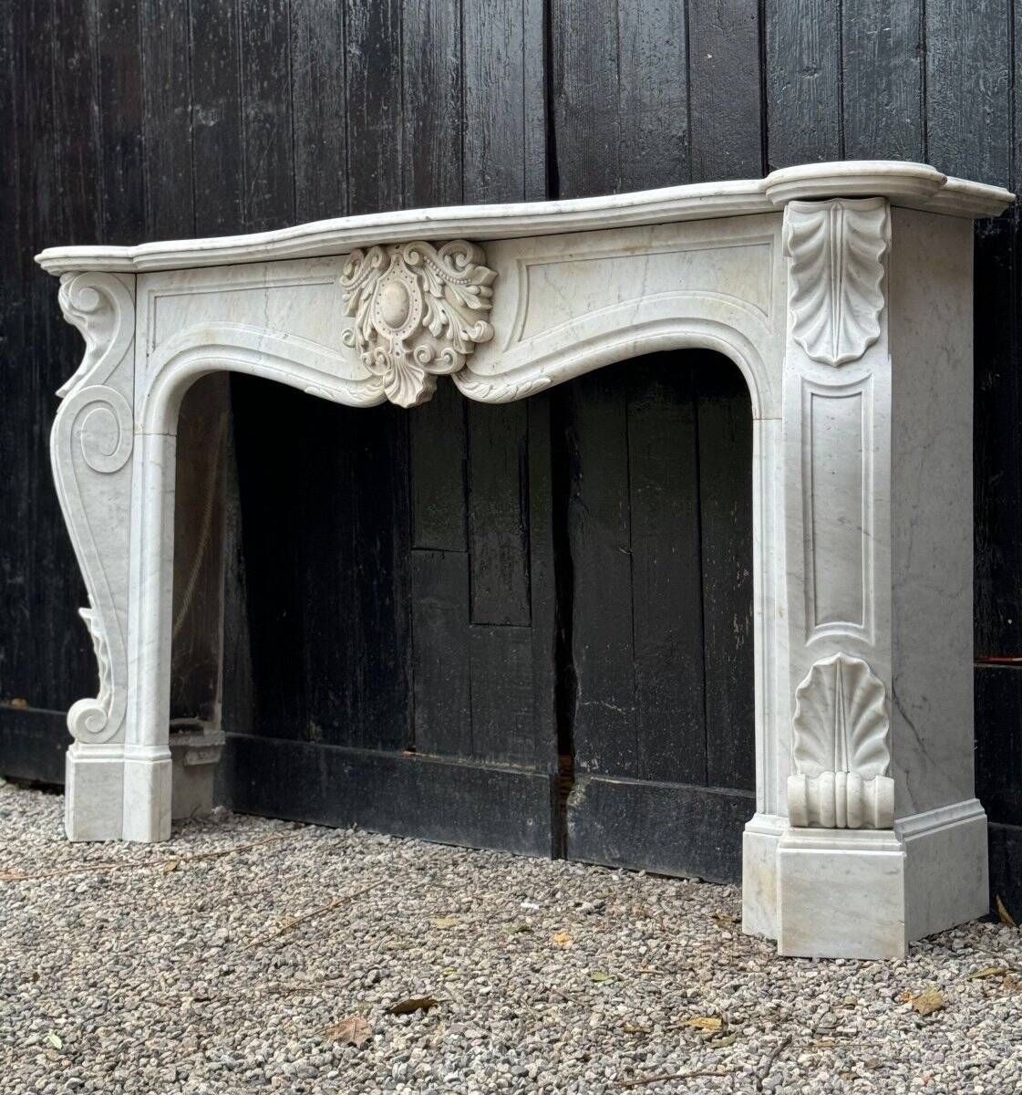 Louis XV style fireplace in white Carrara marble circa 1900