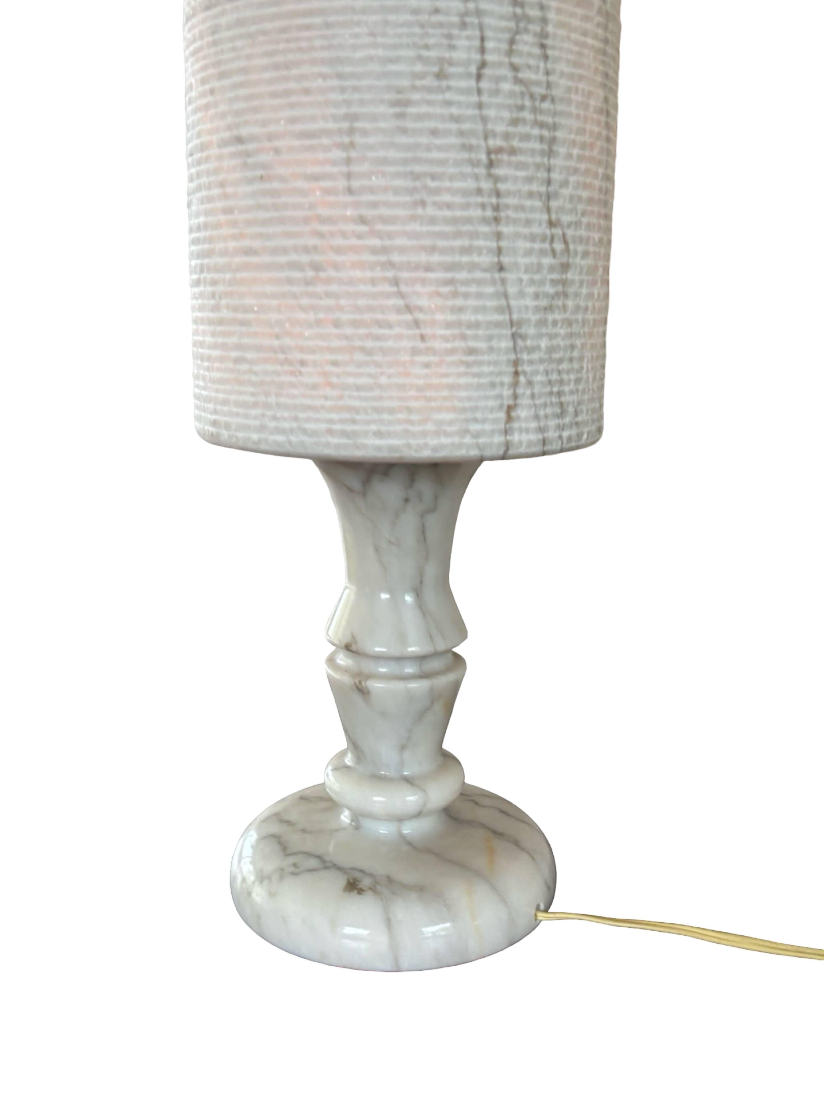Vintage table lamp alabaster lamp, Italy 1960 minimalist