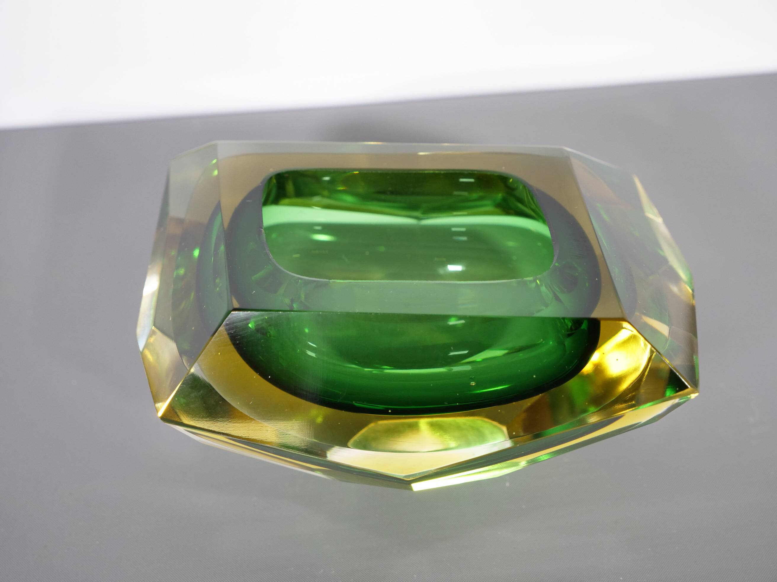 Vintage design Murano Sommerso glass bowl vase by Flavio Poli, 1970s