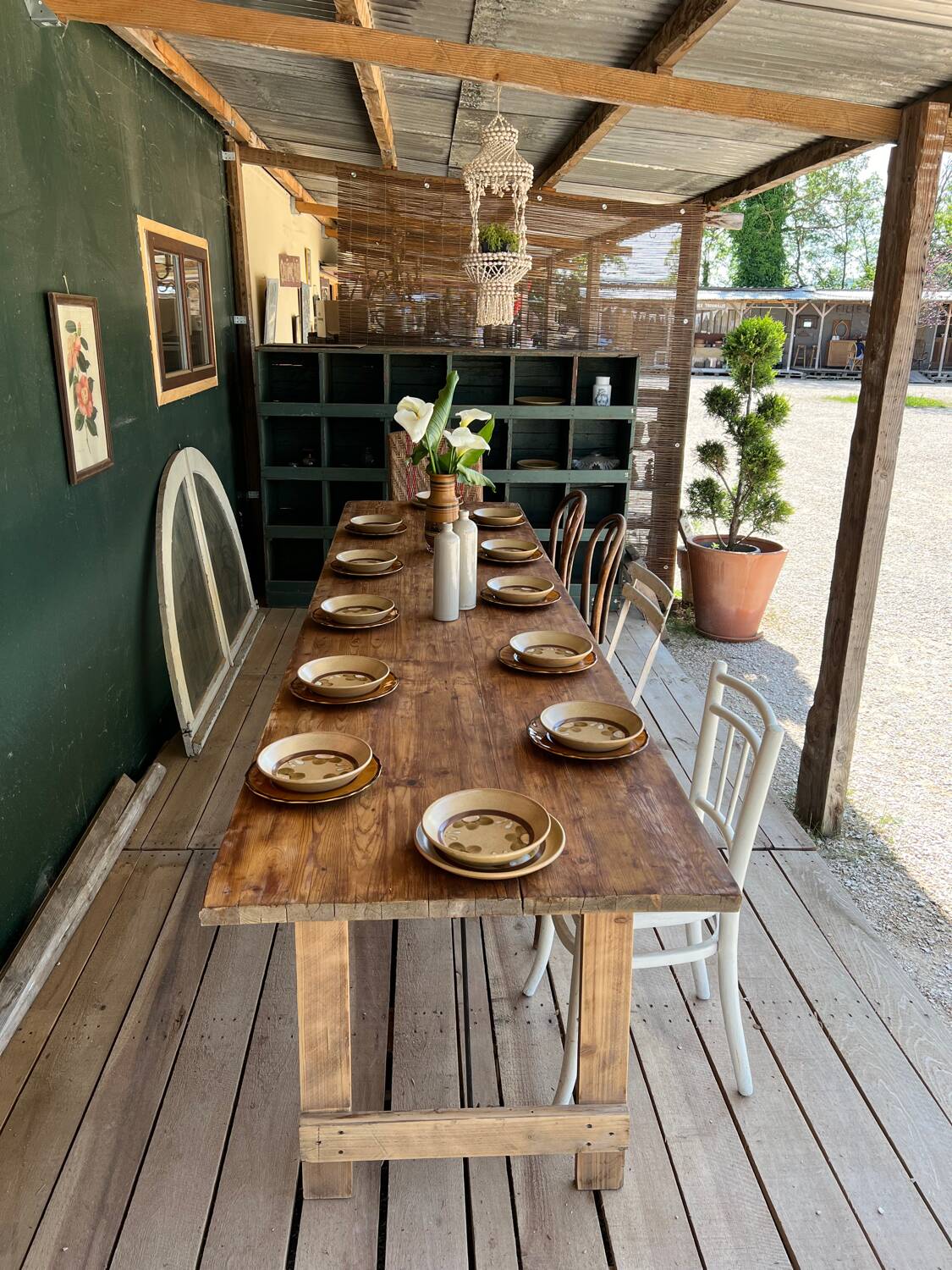 Guinguette table