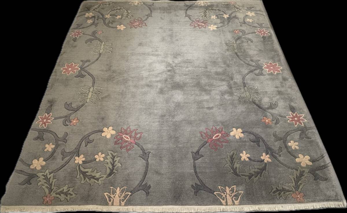 Nepalese floral carpet 245x245 cm