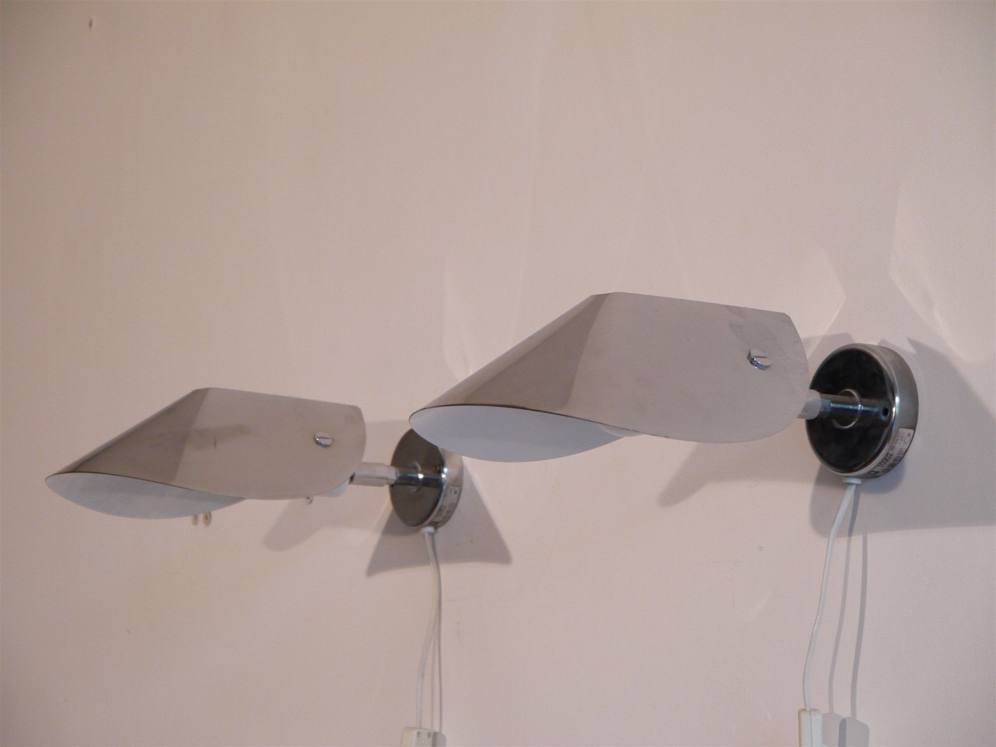 Pair of sconces in metal and chrome 1970