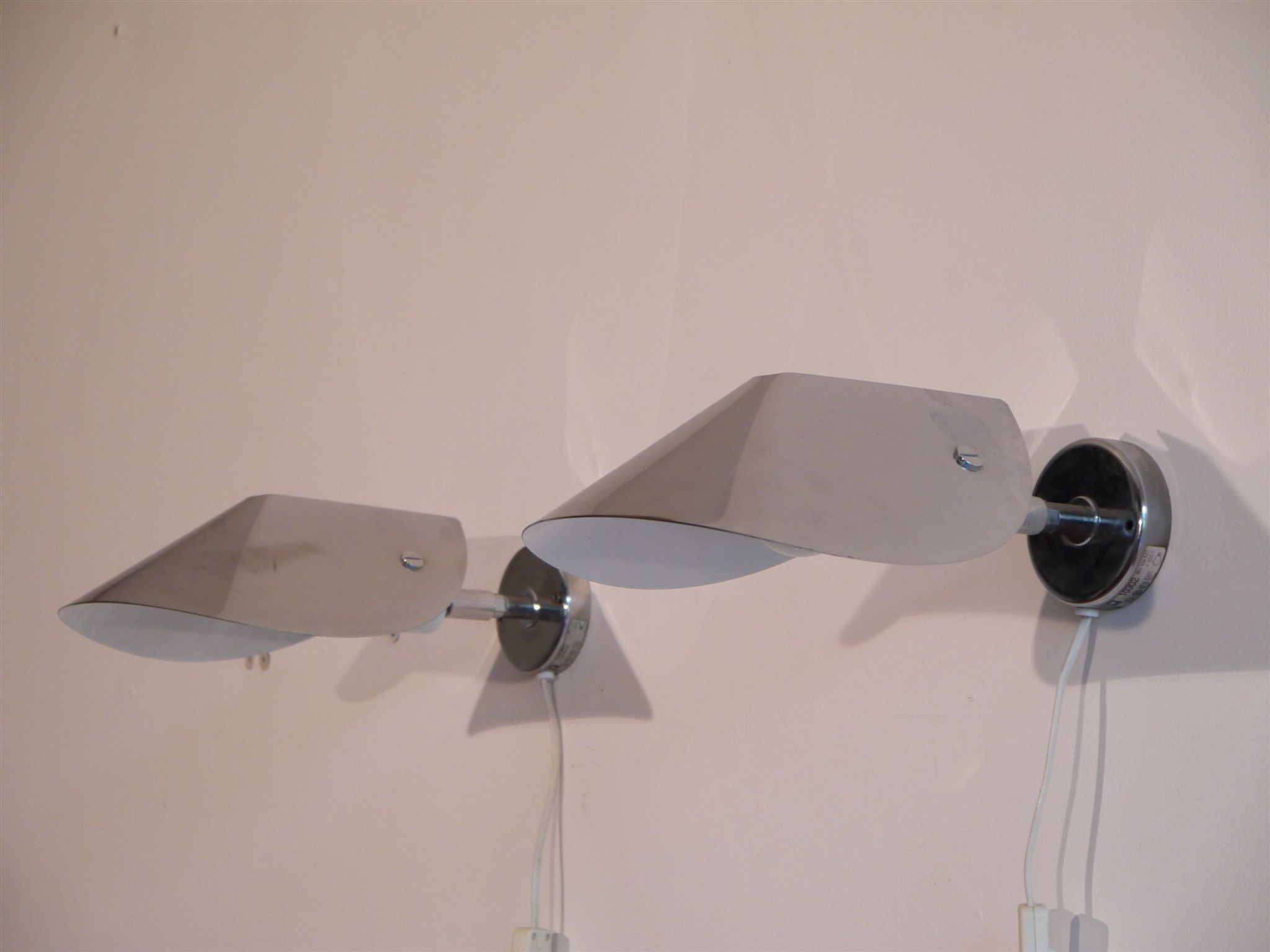 Pair of sconces in metal and chrome 1970