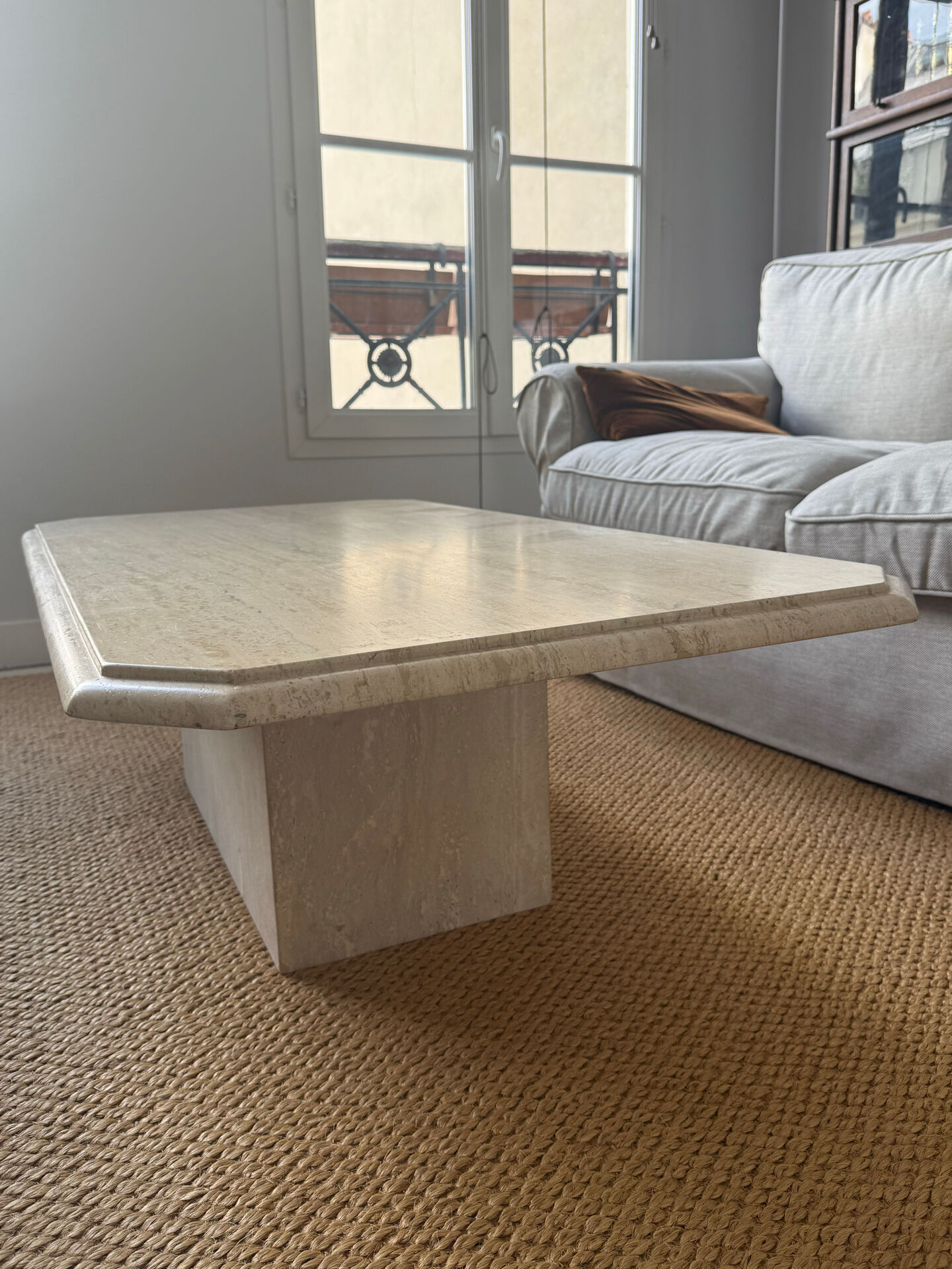 Table basse en travertin