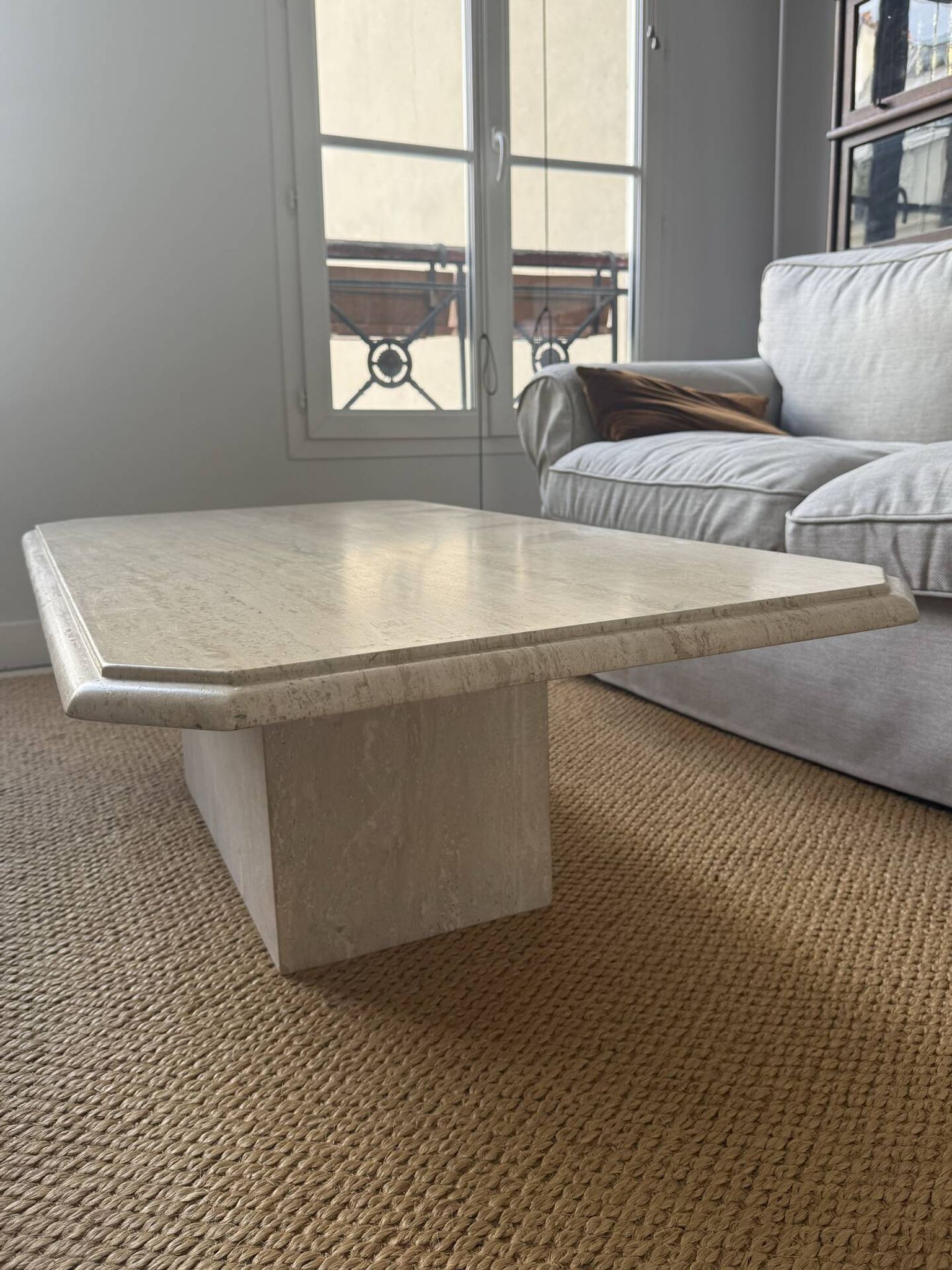 Table basse en travertin