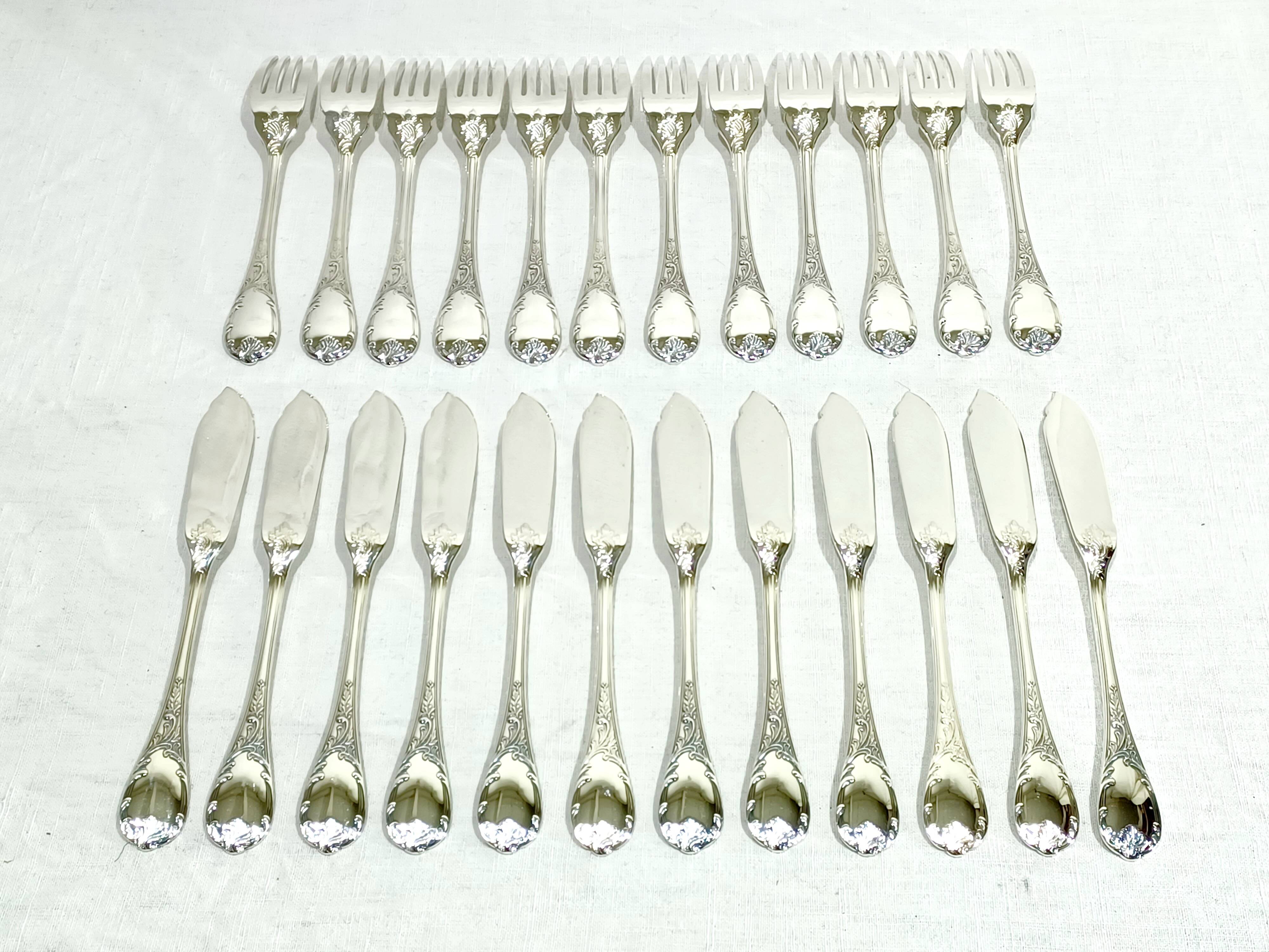 Christofle – 12-piece silver-plated fish cutlery set, Marly model