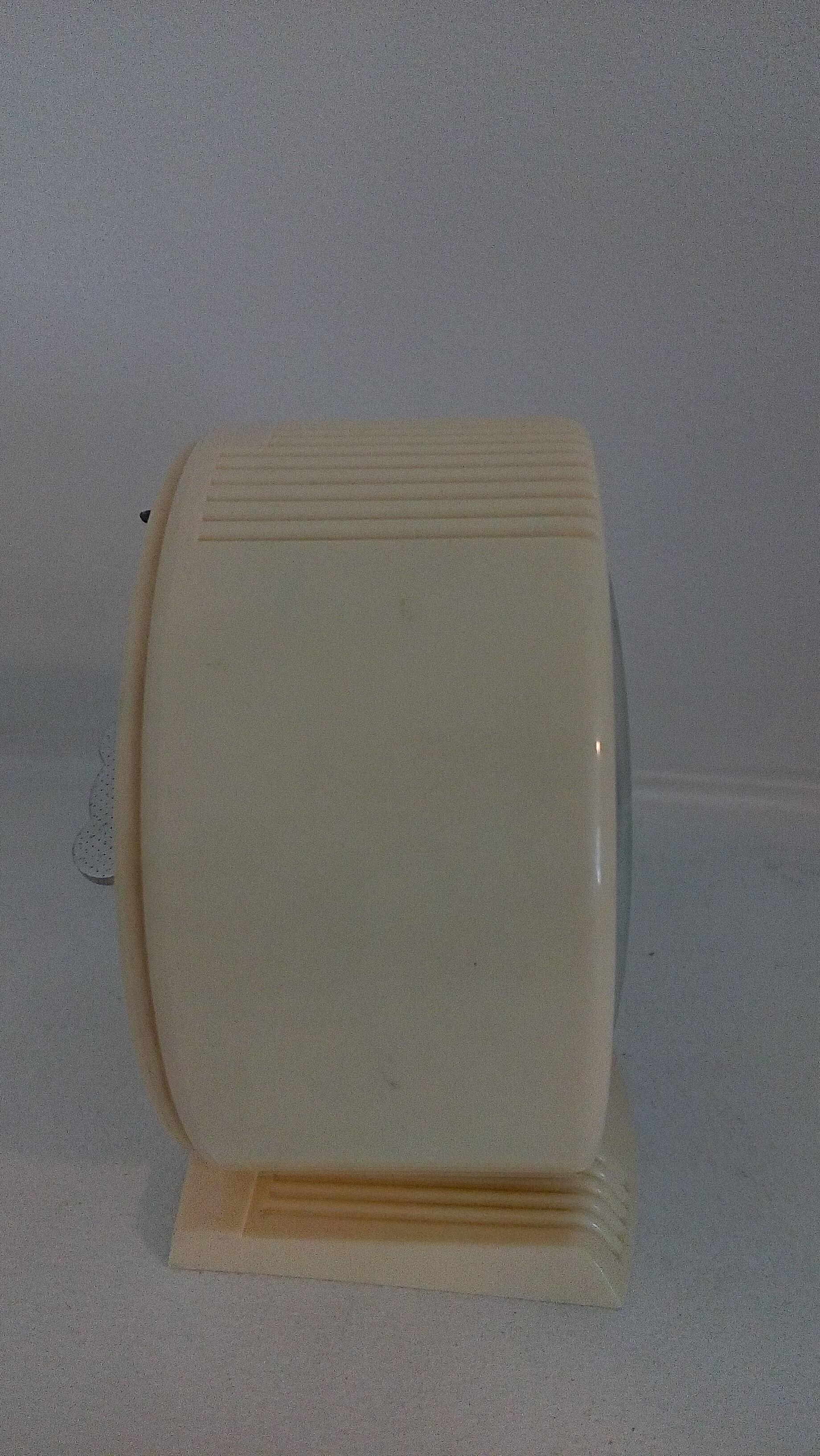 Awakening Jaz bakelite cream