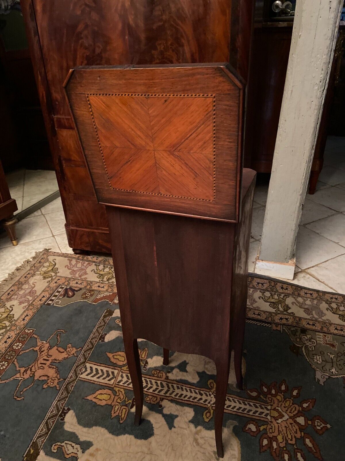 End of sofa holder pot harness pedestal bedside inlaid style Transition