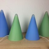 2 lampes coniques Teepee par SCE en verre vert