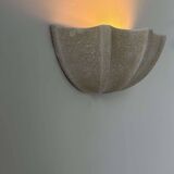 Vintage porcelain shell wall light, speckled beige, France 1960