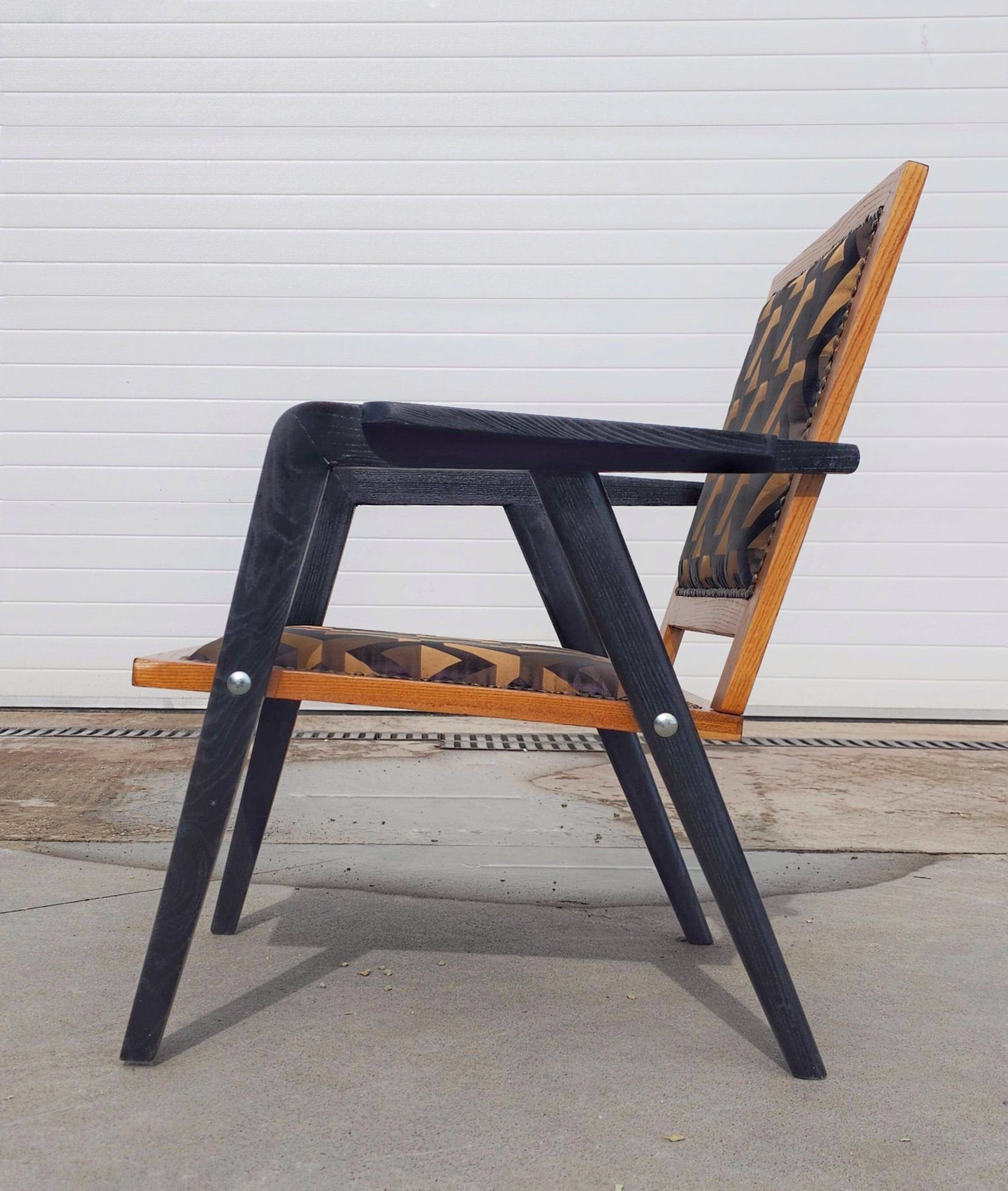 Pair of armchairs from the mid-20th century, Yugoslavia, 1950s.