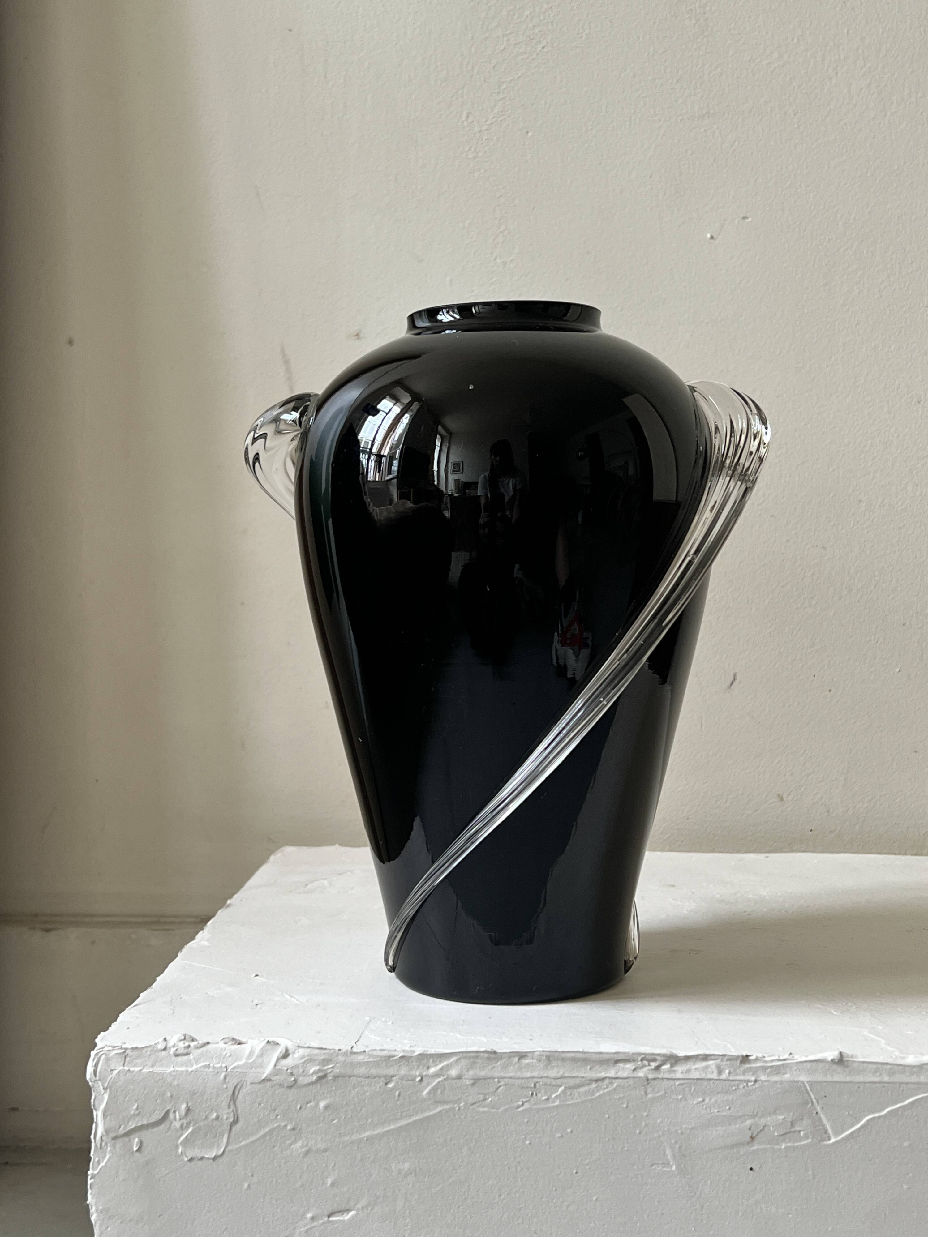 Large mouth-blown glass vase (black amethyst)