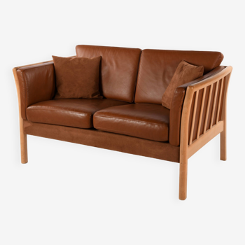 Scandinavian 2-seater leather sofa