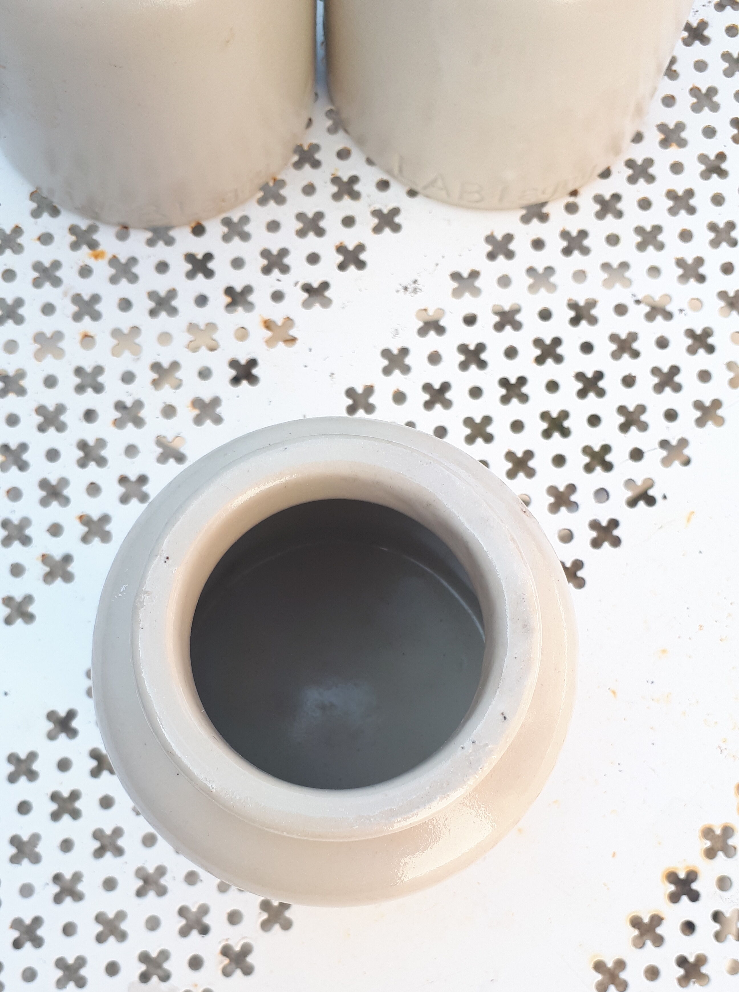 Set of 3 old sandstone pots