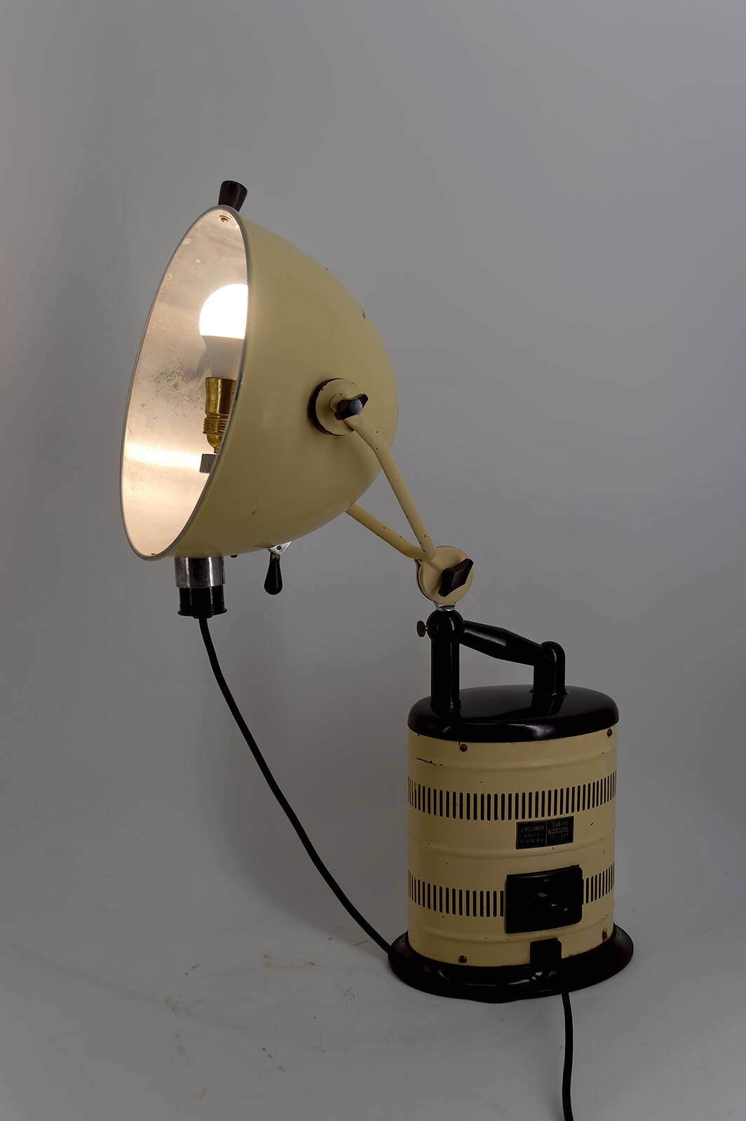 Medical lamp "Höhensonne" S300, Art Deco Bauhaus – Original Hanau