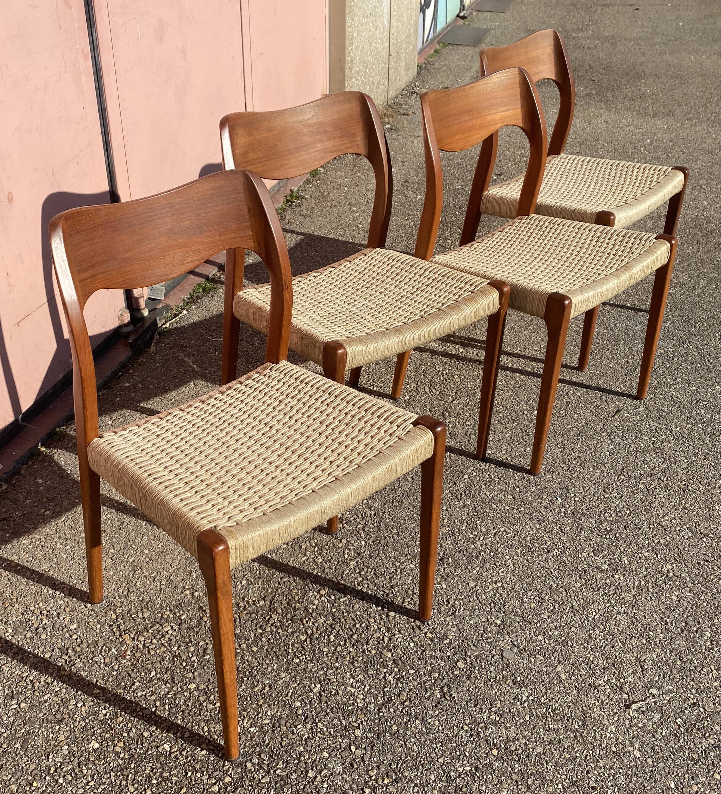 4 chairs série 71 by Niels Otto Moller for j l moller