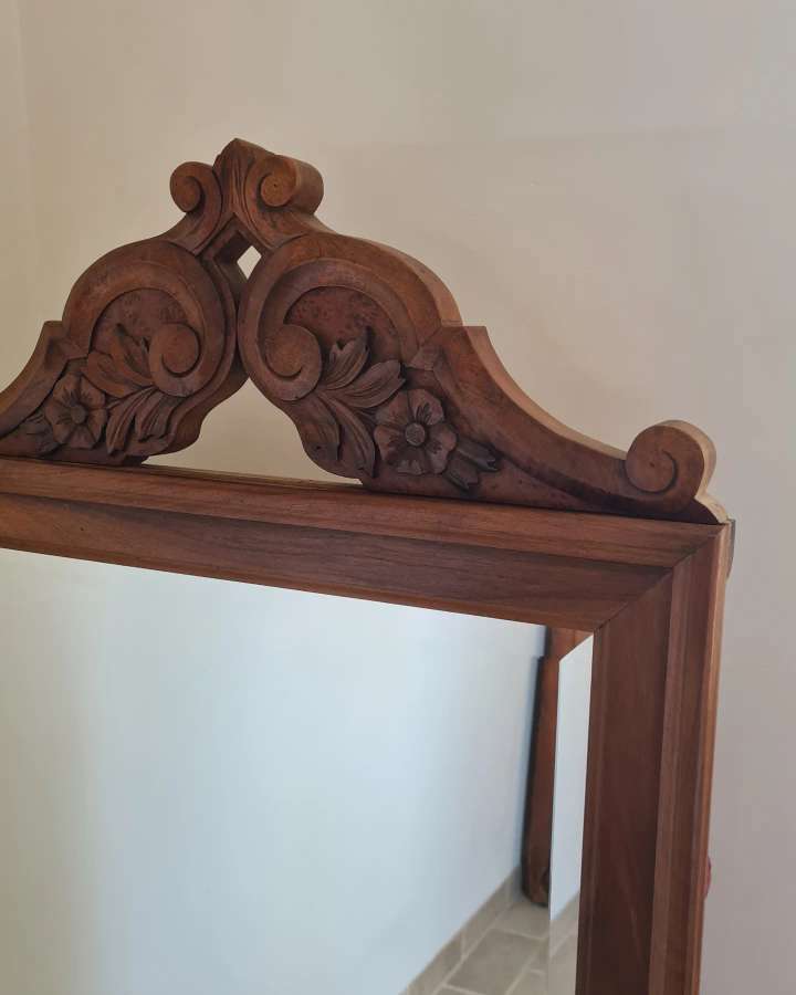 Beveled mirror 50s