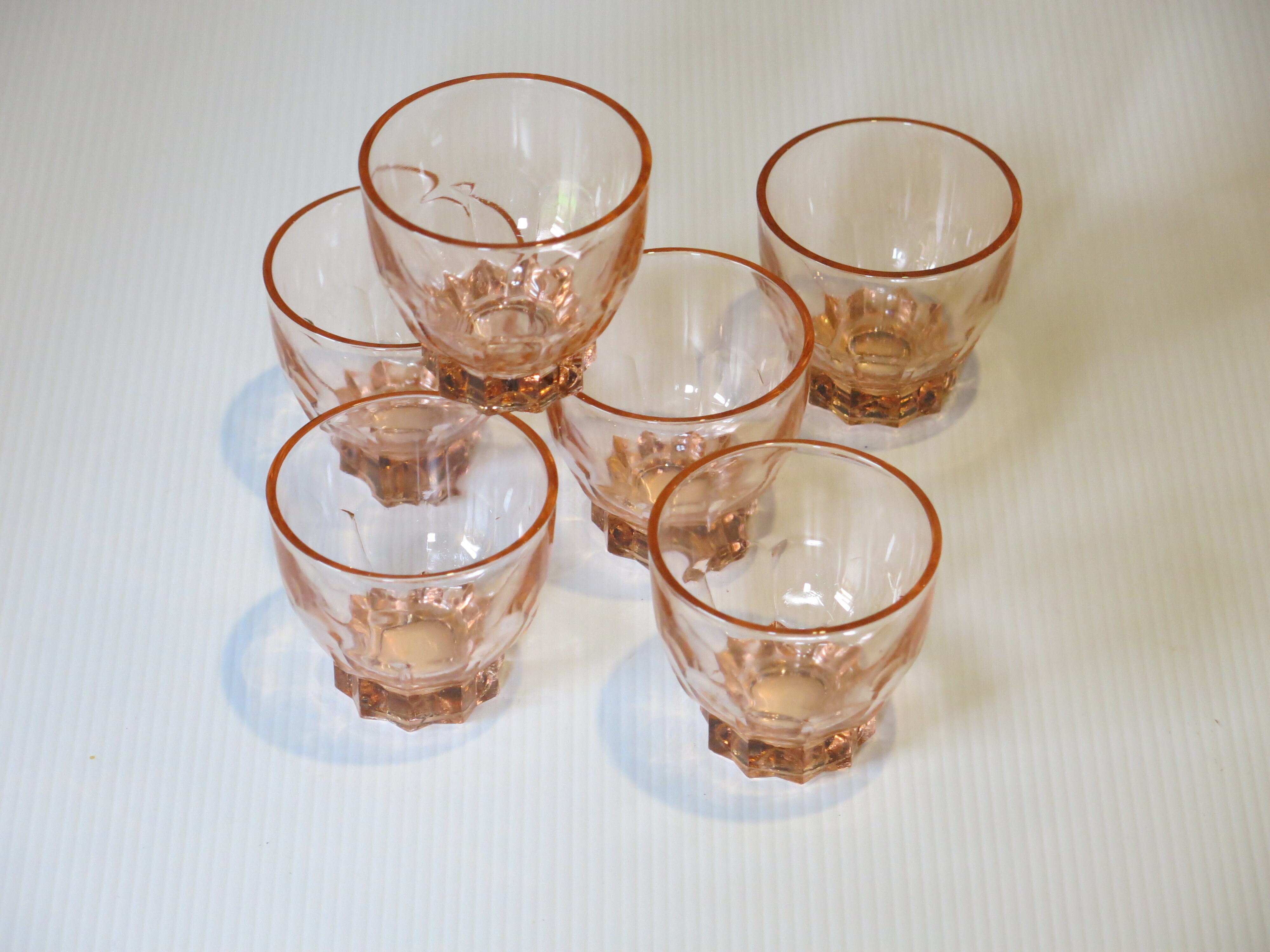 6 vintage pink glasses