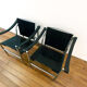 Paire de fauteuils LC1 Le Corbusier