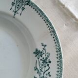 Set of 10 hollow plates