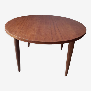 Round Scandinavian coffee table