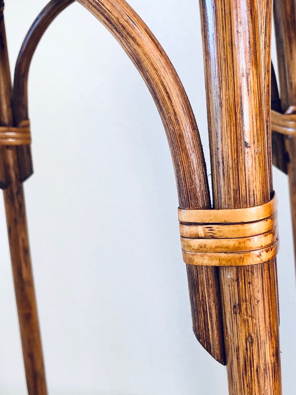 2-Level rattan harness