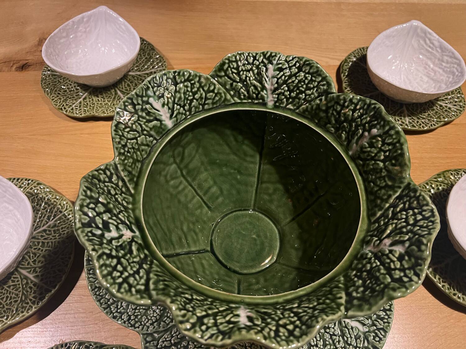 Choux en Barbotine set Soup, bowls and plates