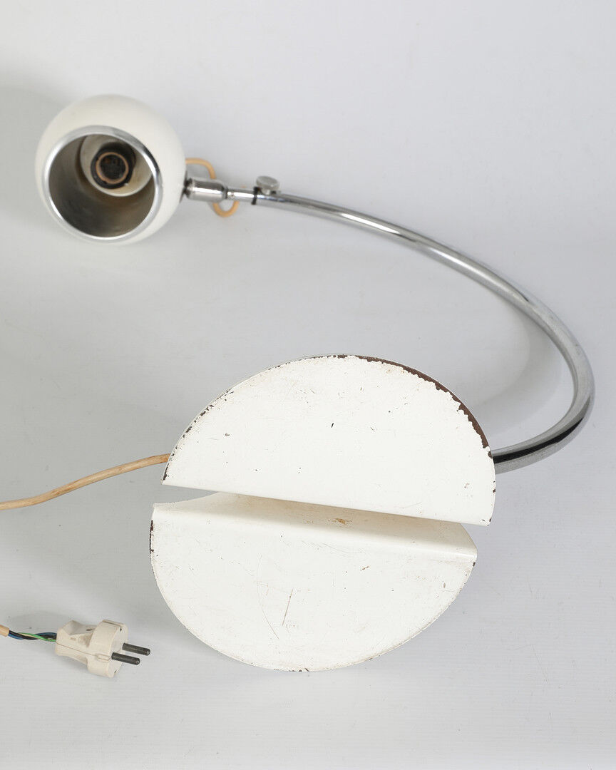 Lamp designed by luci cinisello - origin milan, italy - material: chromed metal painted white - height