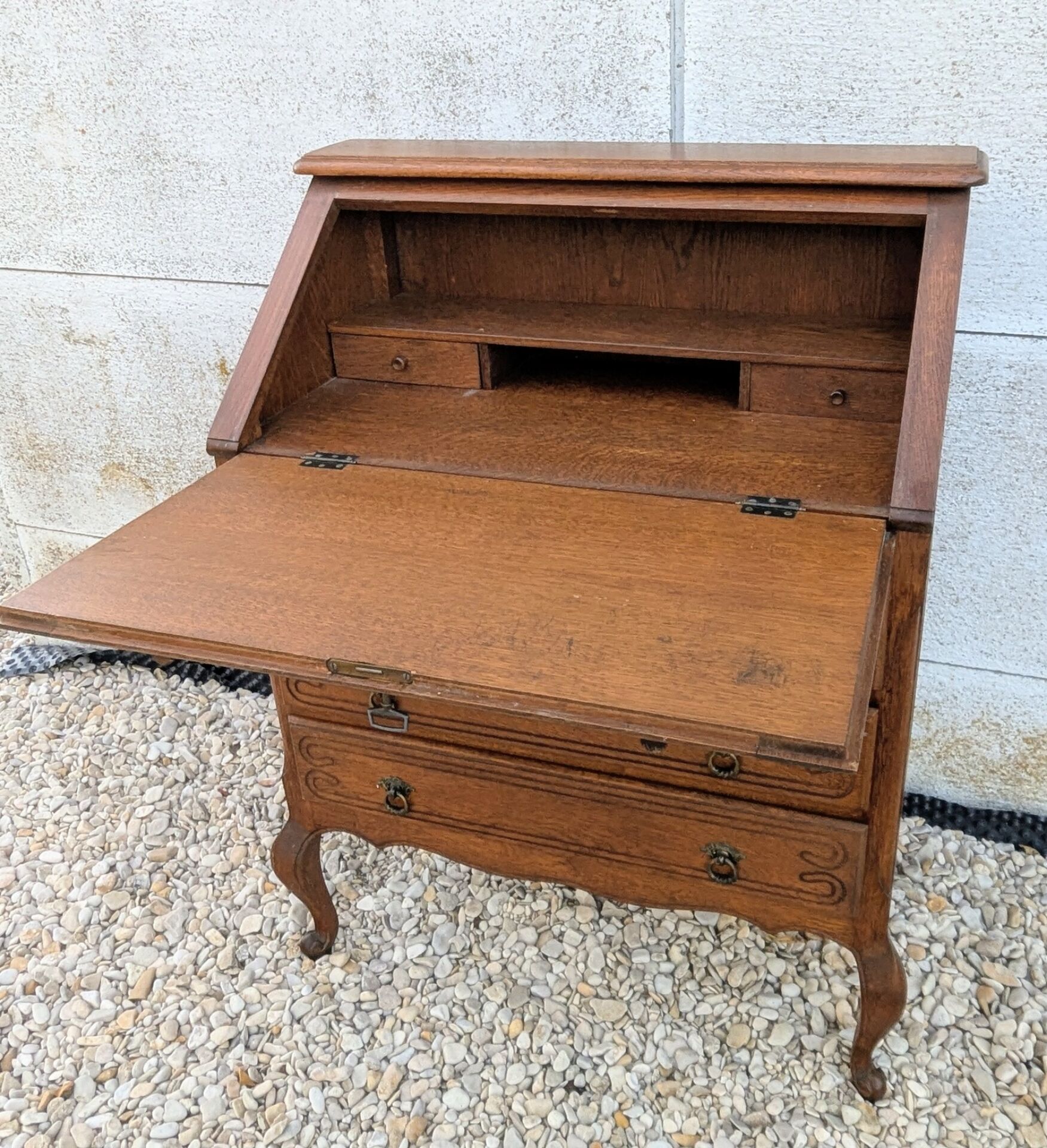 Secretary desk with a hump, oak