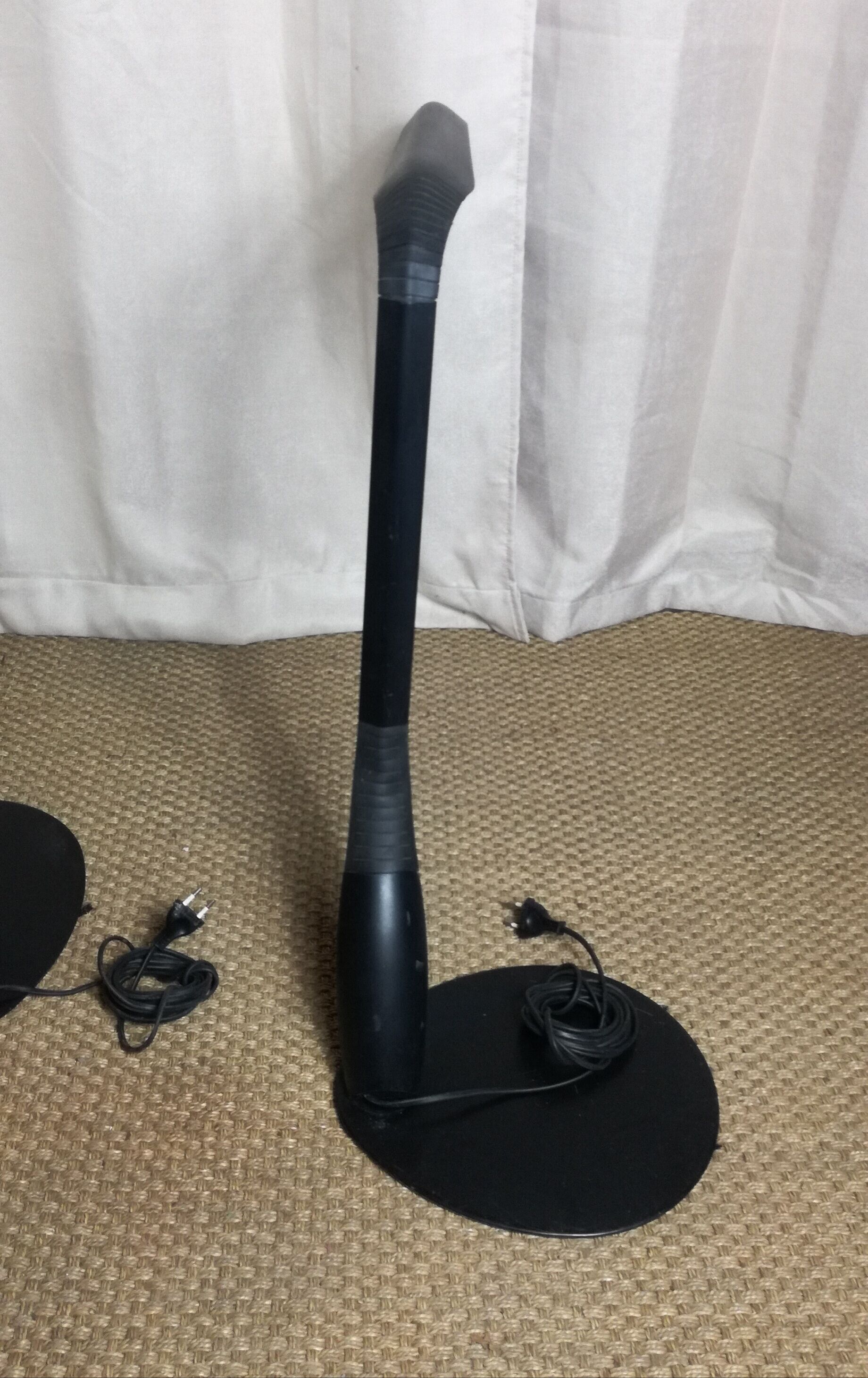 Pair of Cobra Manade 80s design lamps