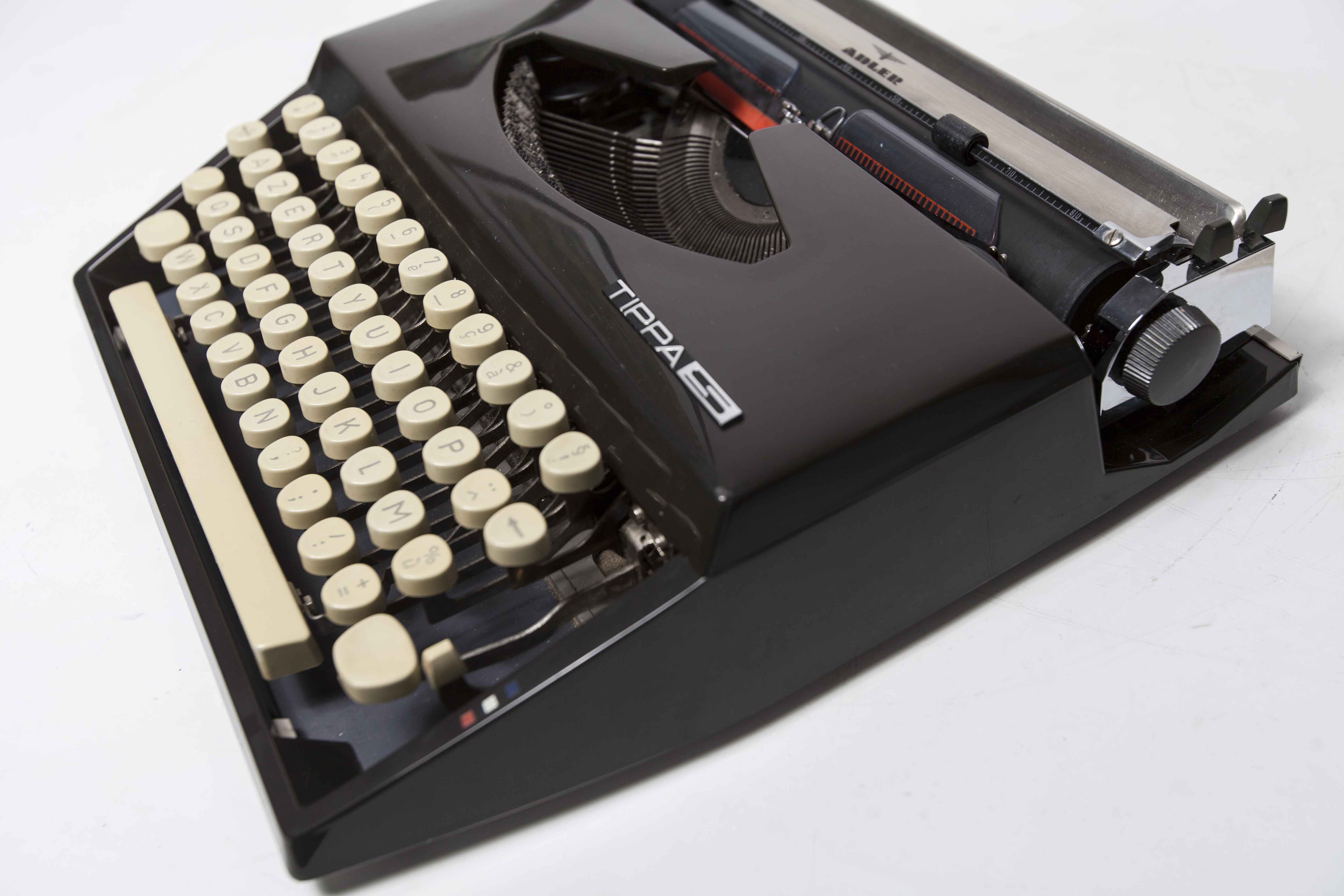 Revised Adler Tippa S typewriter and new ribbon