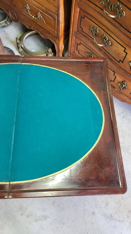 TABLE A JEUX EN ACAJOU ECRITOIRE BUREAU