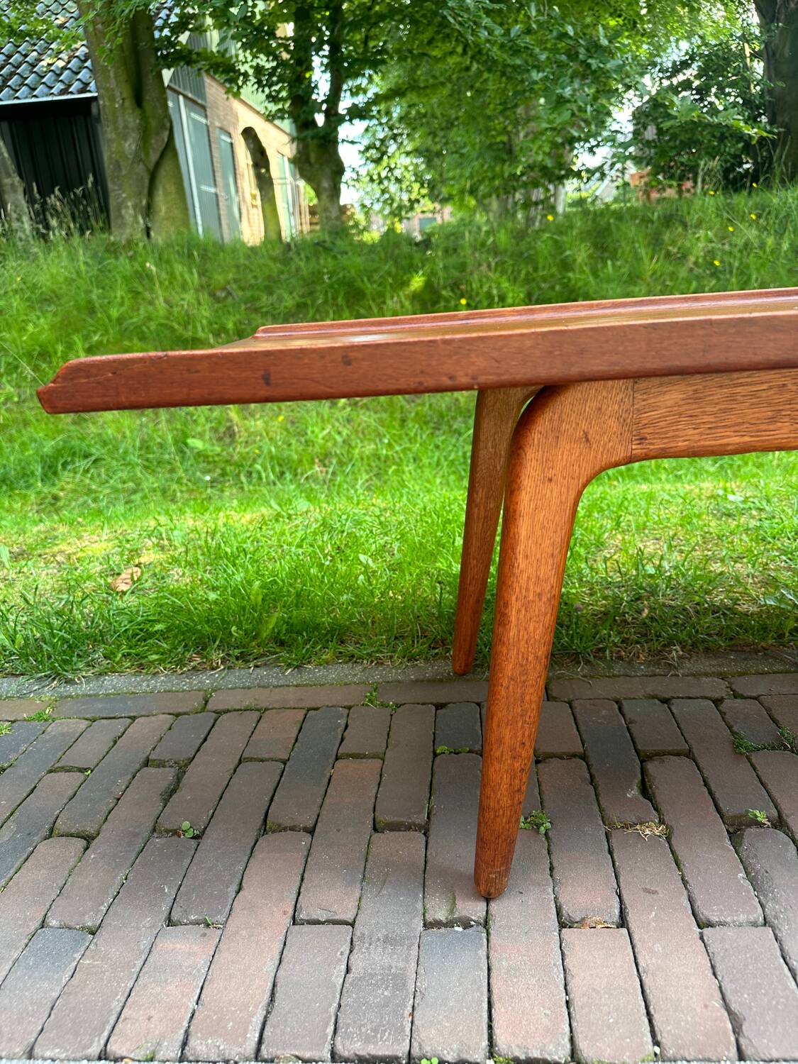 Bovenkamp coffeetable
