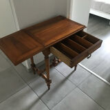Entrance table