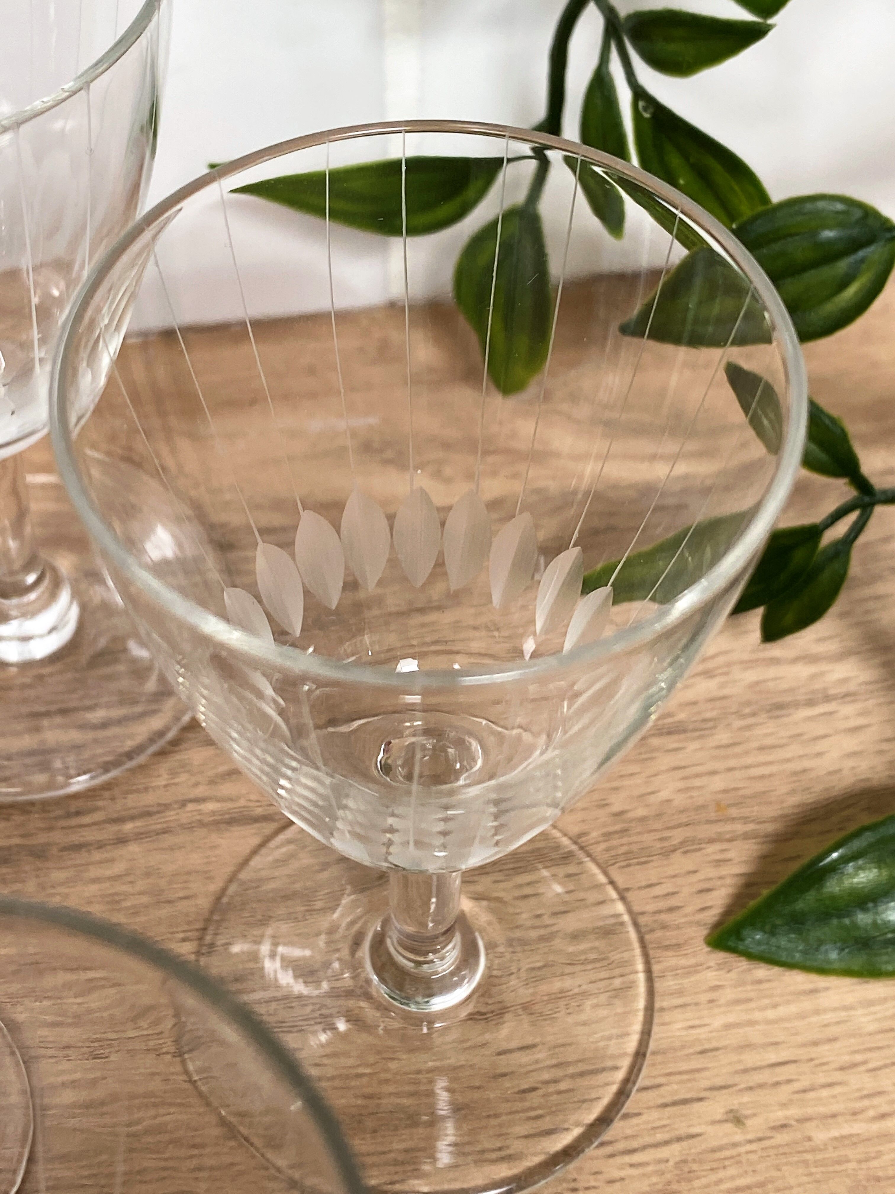 Set of 6 small liquor glasses