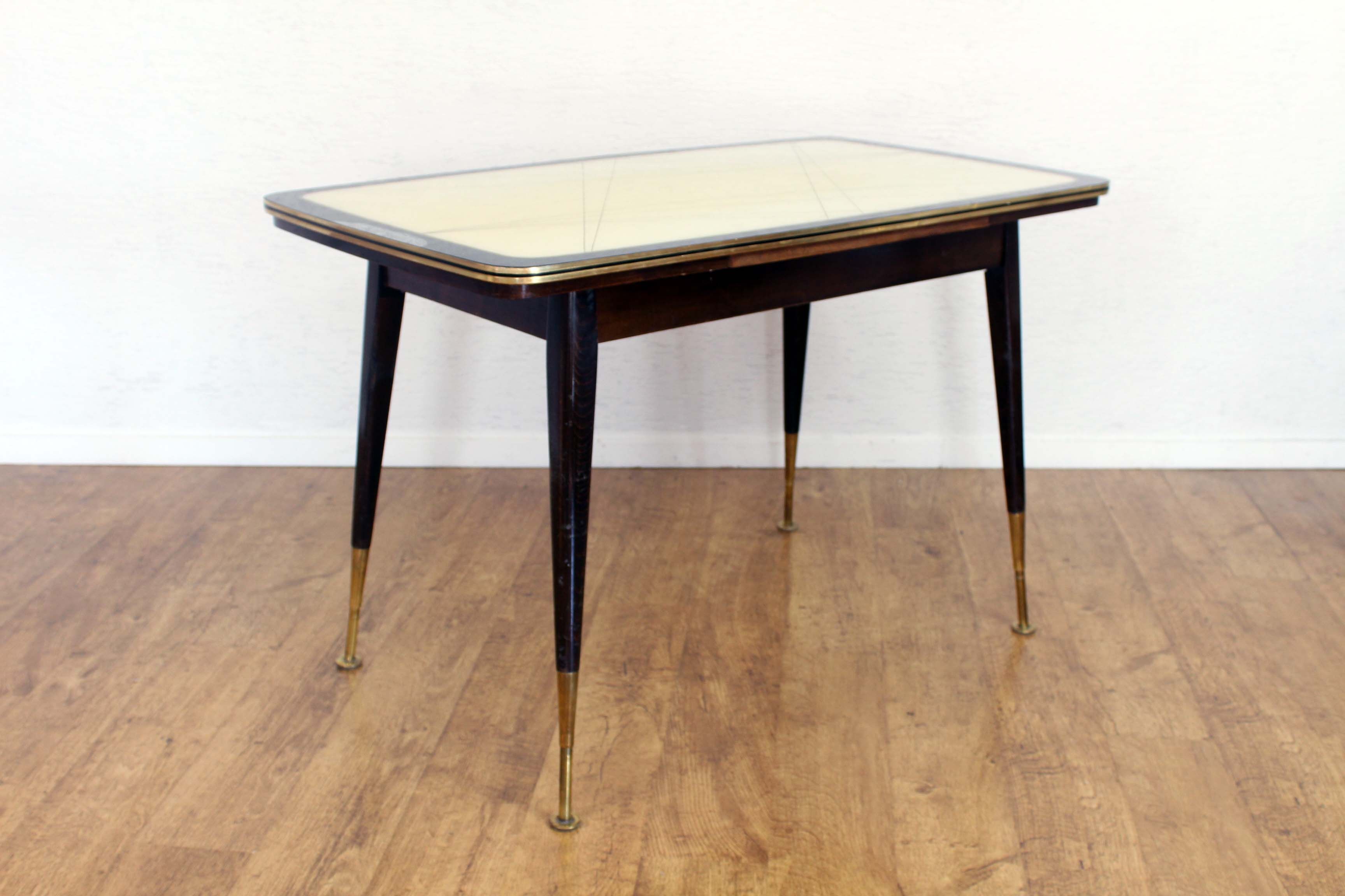Dining height adjustable table