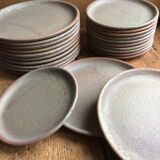 Set of 12 large and 11 small sandstone plates
