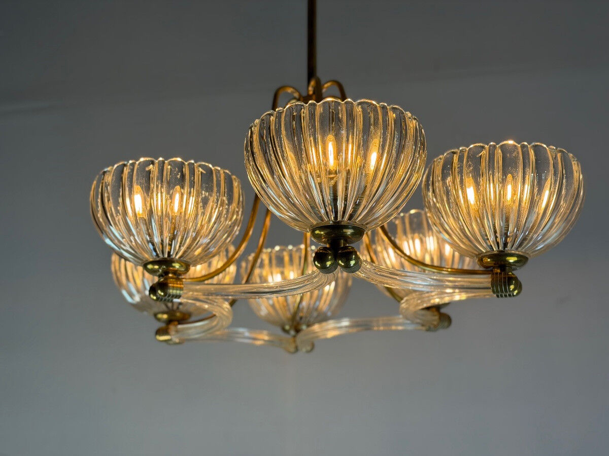 Venetian chandelier in colourless Murano glass and brass, circa 1940.
