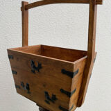 Wooden basket early XIX