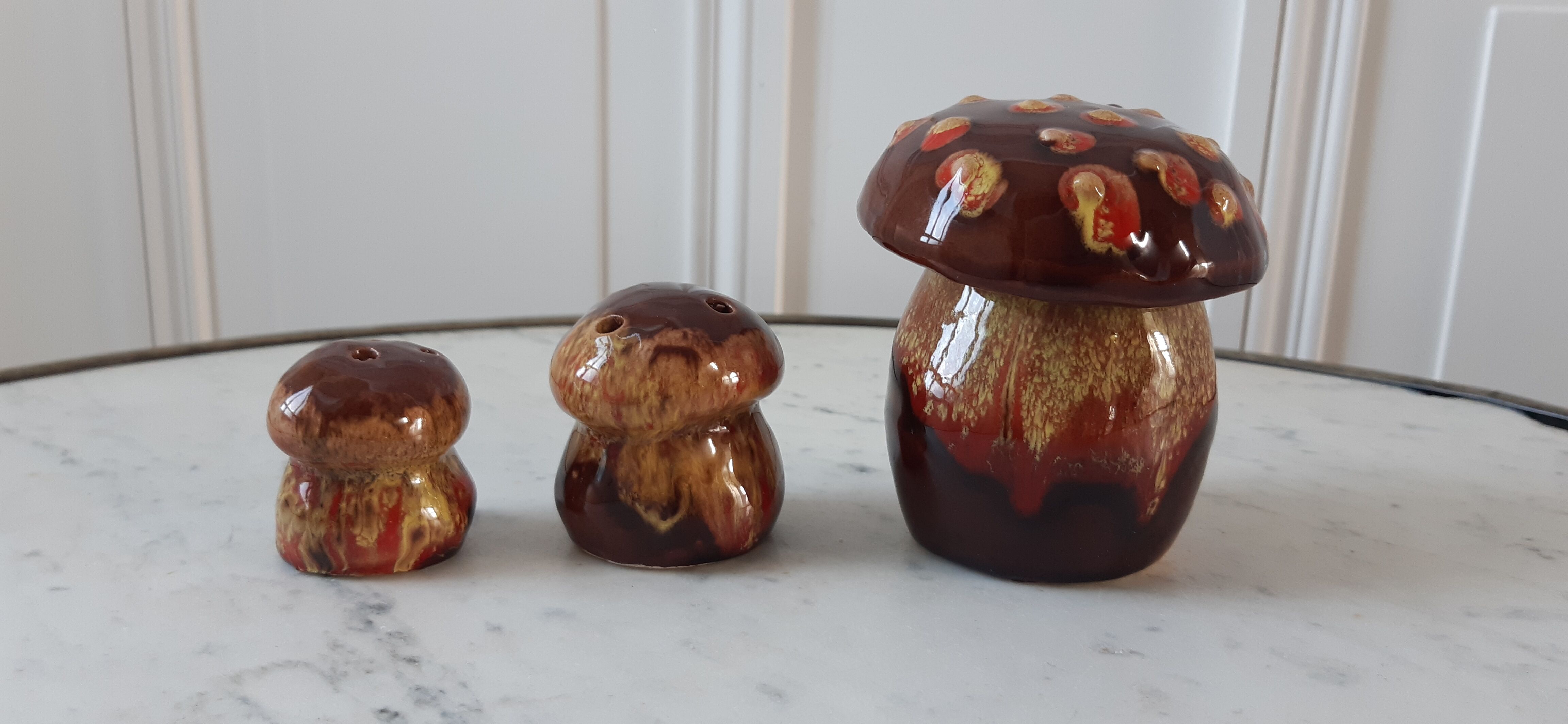 Ceramic salt/pepper trio in the 70s