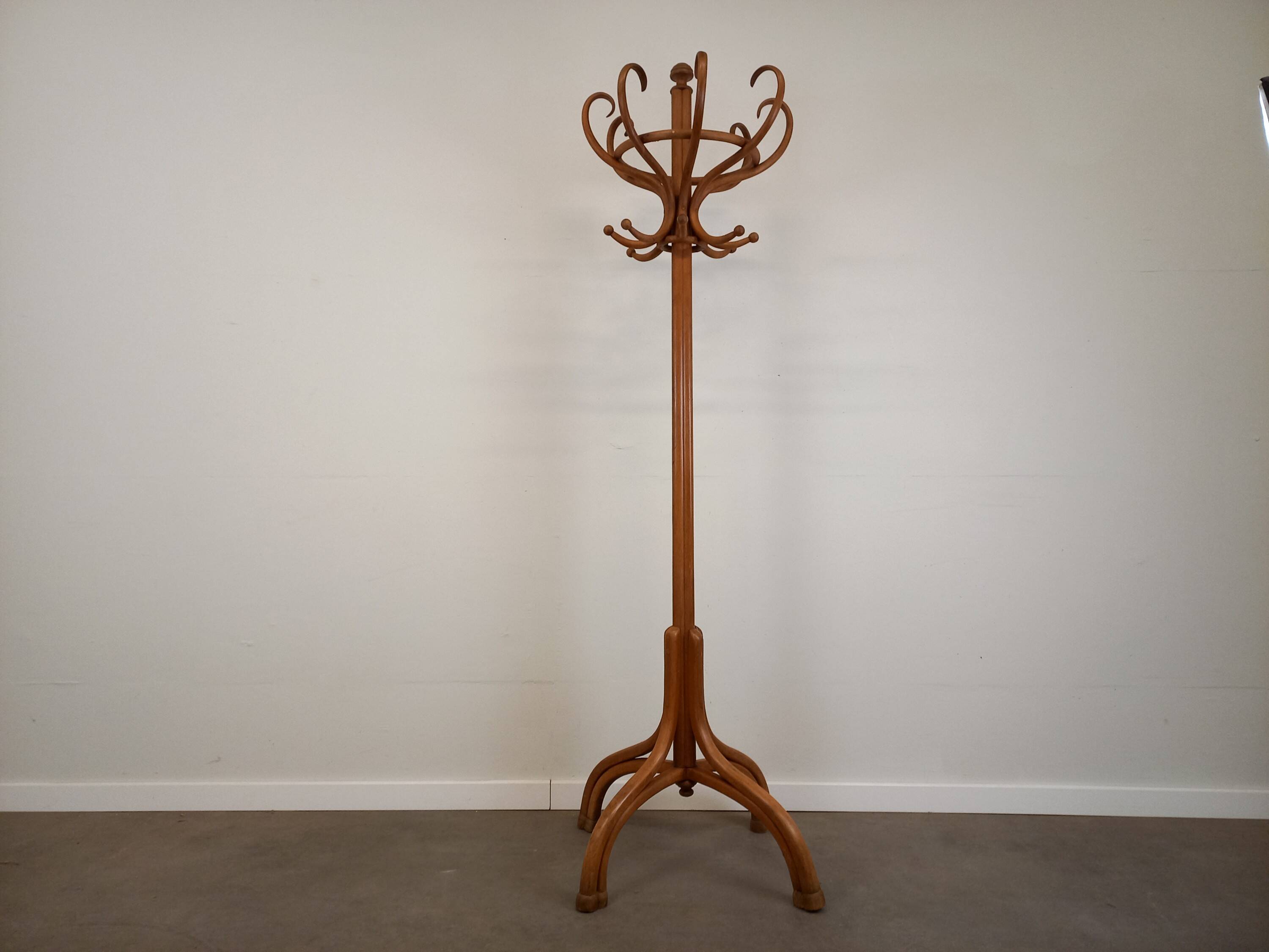 Thonet parrot coat rack