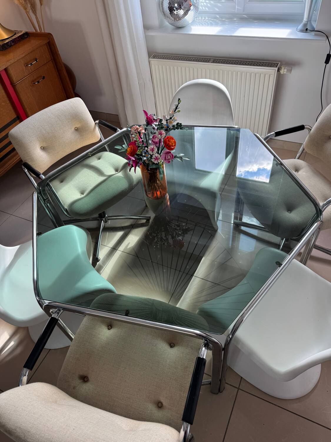 Table de salle à manger hexagonale, 1970