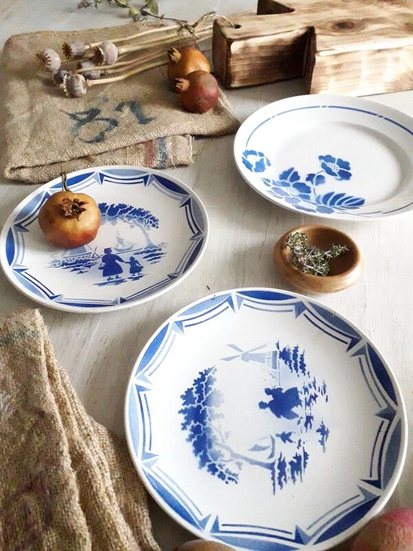 6 antique French dessert plates, Moulin des Loups, 4067